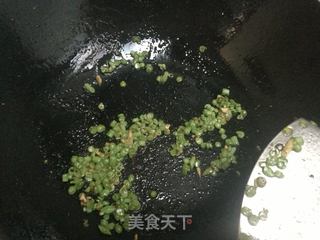 美味多变蛋羹之——姜汁豇豆盖浇蛋羹的做法步骤：5