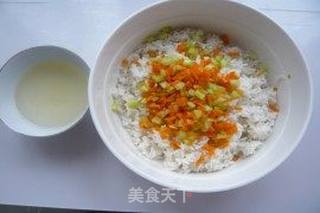 酸爽开胃——紫菜饭团的做法步骤：4