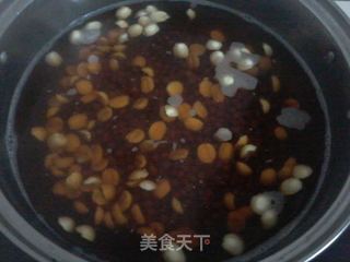 【消暑的好选择】莲子红豆汤的做法步骤:6
