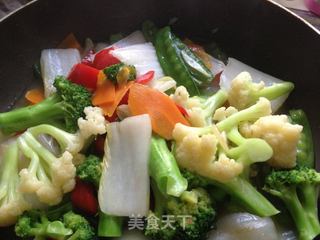 杂蔬小炒的做法步骤:17