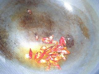 酸辣蓑衣黄瓜的做法步骤:11