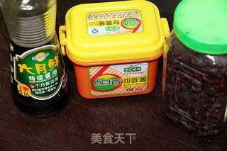 鲜蔬什锦炸酱面的做法步骤:2