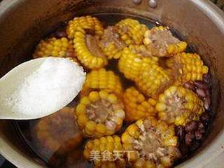 入秋的营养好汤--------【花生玉米排骨汤】的做法步骤:12