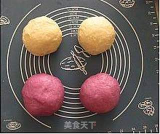 泳圈小面包-----双色圆环面包的做法步骤:9
