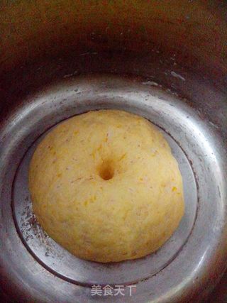 【仿真蛋糕卷】南瓜红豆馒头卷的做法步骤:5