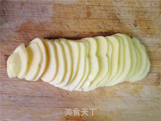 纯朴家常菜----醋溜土豆丝的做法步骤:2