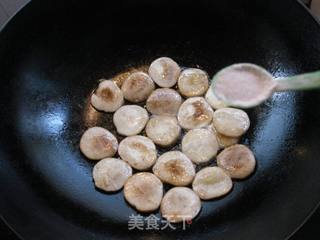 黑椒煎菌菇的做法步骤:7