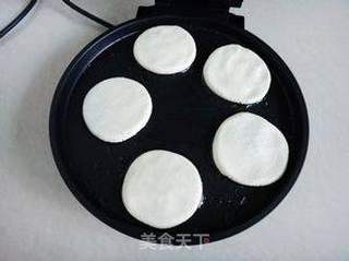 小米豆沙粑粑的做法步骤:7
