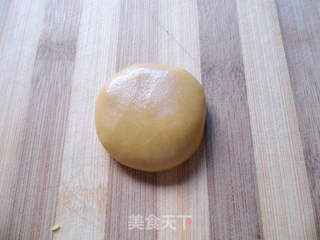 中秋提前预热———————【传统豆沙月饼】的做法步骤:8
