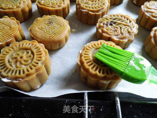 中秋提前预热———————【传统豆沙月饼】的做法步骤:17