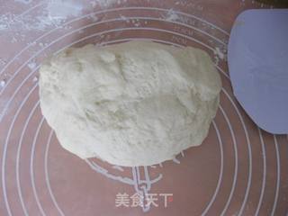 奶香蓝莓卷的做法步骤:4