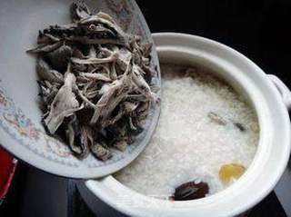 佤族手撕鸡肉烂饭的做法步骤:5