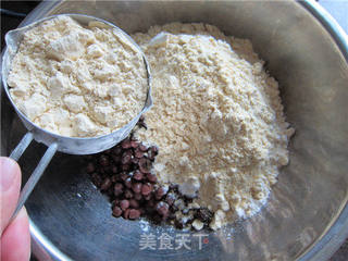 养生杂粮红豆窝头的做法步骤:5