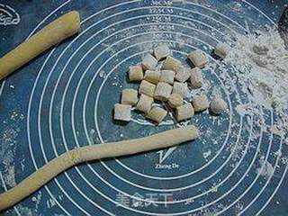 风靡大街小巷的台湾小吃-------【红豆芋圆】的做法步骤:11