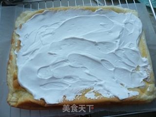 奶油蛋糕卷的做法步骤:13