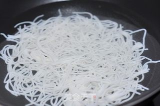 复制云南经典美味----过桥米线的做法步骤：6