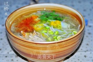复制云南经典美味----过桥米线的做法步骤：22