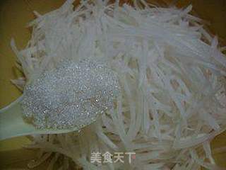 酸辣开胃小凉菜------【酸辣萝卜丝】的做法步骤:4