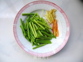家常小炒——蒜薹海参丝的做法步骤:3