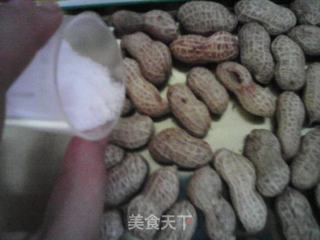 盐香花生的做法步骤：2