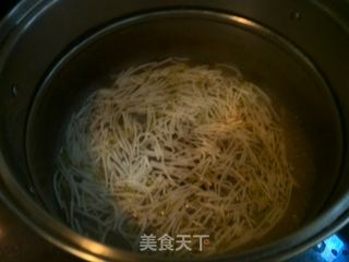 麻辣水煮肉片的做法步骤：2