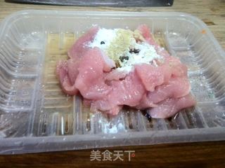 麻辣水煮肉片的做法步骤：1