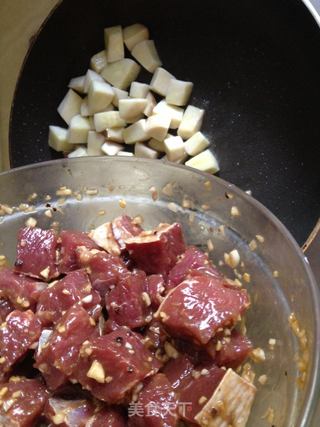 【杏鲍菇蒜香小牛肉】的做法步骤:8