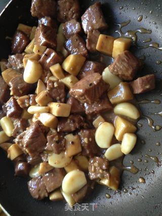 【杏鲍菇蒜香小牛肉】的做法步骤:12
