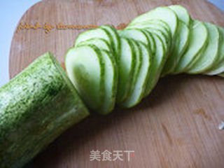 罗勒瓜片的做法步骤:2