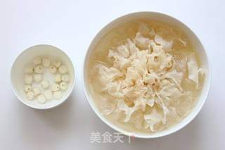 【美容养颜】红枣银耳莲子羹的做法步骤:2