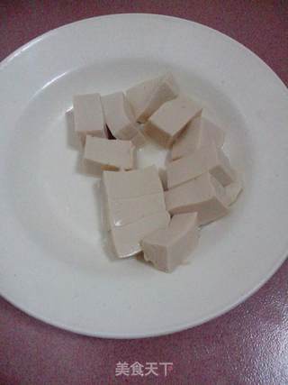 【黄金小骰子】咖喱豆腐粒的做法步骤:2