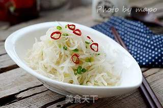 快手做素菜-----素炒白萝卜丝的做法步骤:9