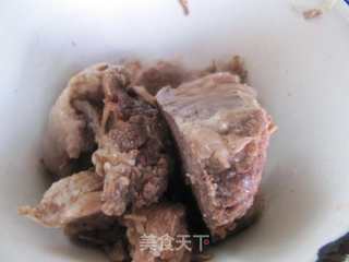 牛肉炒芹菜的做法步骤：3
