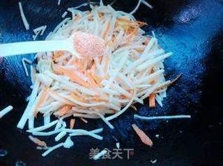 胡萝卜炒甜竹笋的做法步骤：6