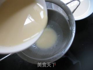 牛奶蒸鸡蛋的做法步骤:4