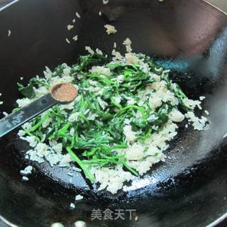 腾菜叶炒饭的做法步骤：7