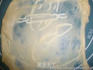 马苏里拉肉松面包的做法步骤:6