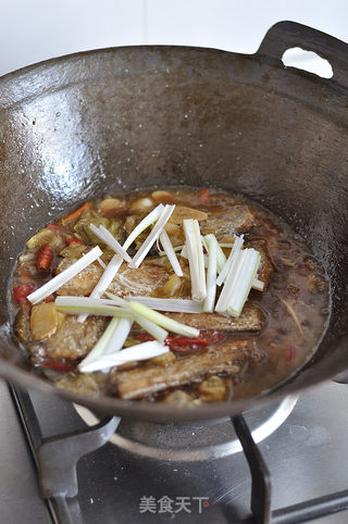泡菜红烧带鱼的做法步骤:11