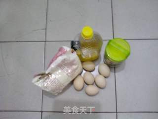松软可口色泽金黄的———电饭锅海绵牛奶葡萄干蛋糕的做法步骤：1