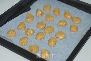 莲蓉蛋黄月饼的做法步骤:10
