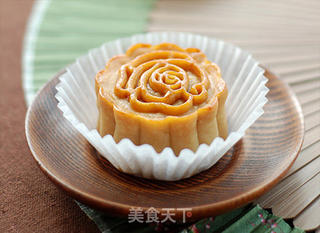 莲蓉蛋黄月饼的做法步骤:18