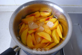 黄桃罐头的做法步骤：5