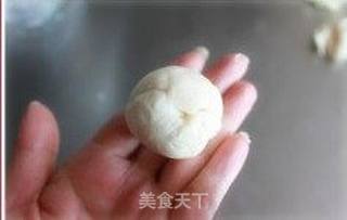 【苏式豆沙月饼】---一碰即碎的酥皮月饼的做法步骤：10