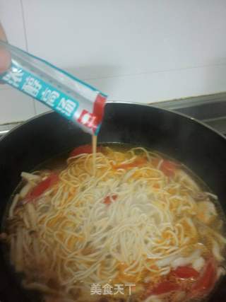 【史云生浓醇高汤试用报告】蘑菇菠菜肉丸面的做法步骤:7