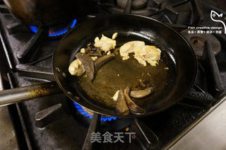 黑虎掌菌烩鸡肉的做法步骤：6