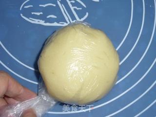 凤梨馅广式月饼的做法步骤:4