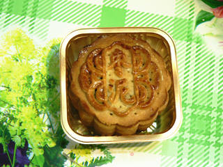 广式豆沙月饼的做法步骤:17