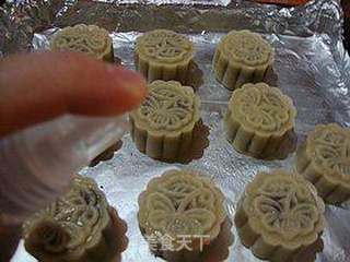 月圆中秋--------【广式豆沙月饼】的做法步骤:12