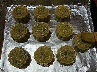 月圆中秋--------【广式豆沙月饼】的做法步骤:13