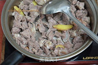 西红柿炖牛肉的做法步骤:6